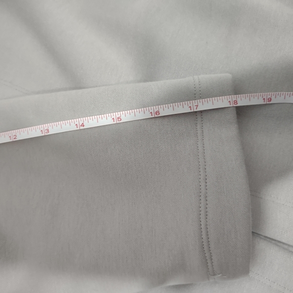 FABLETICS NWT Women's Grey VANESSA HOODED CARDIGAN Size Small - Picture 9 of 12